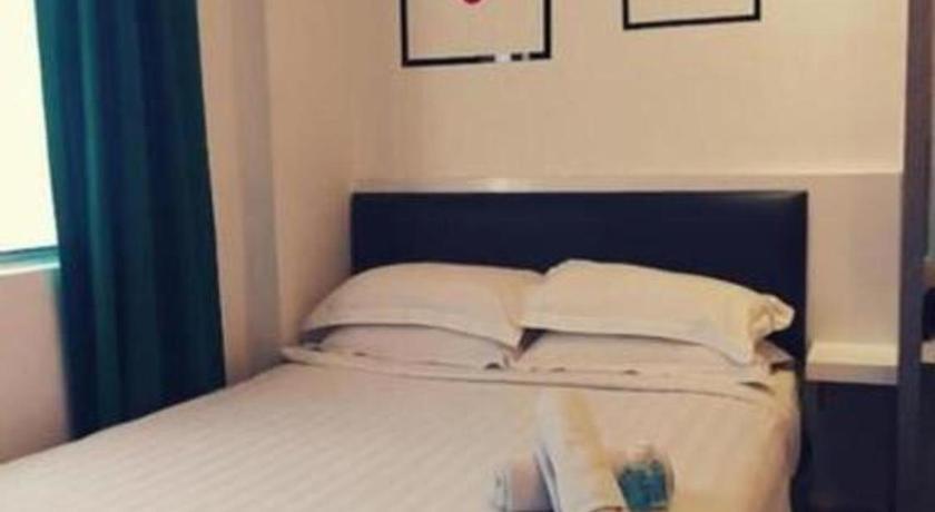 Hotel Zamburger Plaza Mahkota Малакка Экстерьер фото