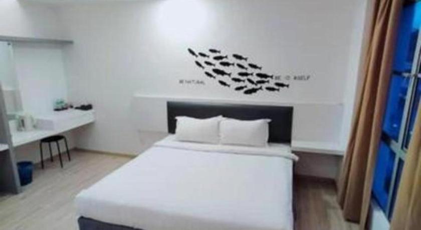 Hotel Zamburger Plaza Mahkota Малакка Экстерьер фото